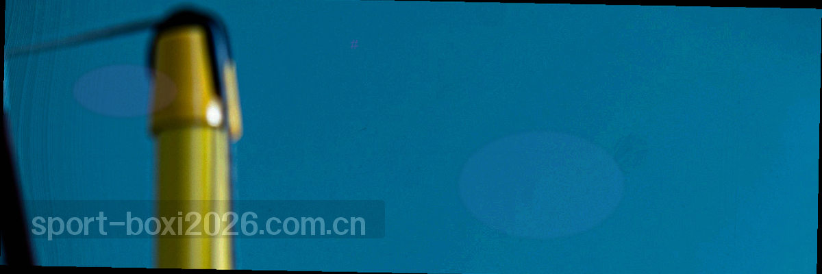 微距屏幕像素网格，不同色块构成抽象数据纹理